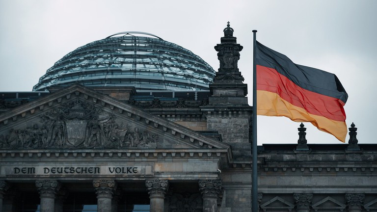 Khủng hoảng liên tục diễn ra khiến nền kinh tế Đức rơi vào trạng thái trì trệ kéo dài. Ảnh: Bloomberg.