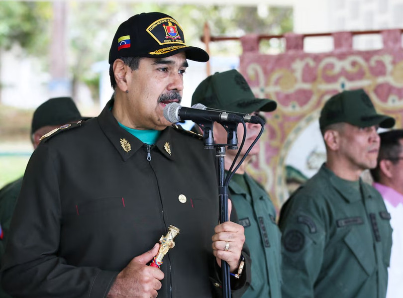 Tổng thống Venezuela Nicolas Maduro tham dự lễ chào mừng cuối năm dành cho lực lượng quân đội tại La Guaira, Venezuela ngày 28/12. Ảnh: Reuters.