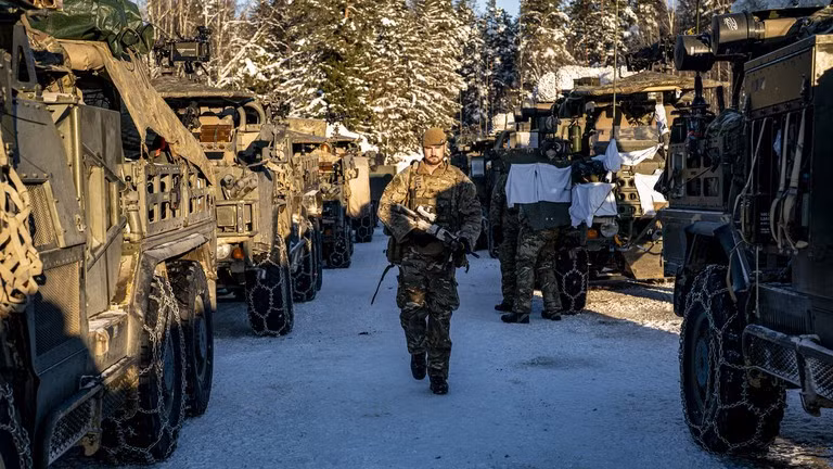 Một binh sĩ Anh trong một cuộc tập trận ở Tapa, Estonia, vào ngày 3/2. Ảnh: Getty.