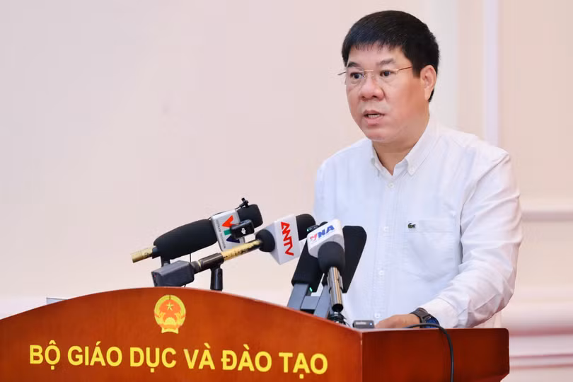 Ông Huỳnh Văn Chương cho rằng có cơ sở pháp lý để tổ chức thi lại tất cả các môn thi tại điểm thi Trường THPT Chuyên Tuyên Quang. Ảnh: PT.