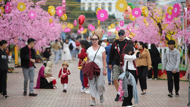 Mức thưởng Tết năm 2026 cao nhất thuộc về nhóm doanh nghiệp có vốn đầu tư nước ngoài (FDI) với mức thưởng là 368,2 triệu đồng.