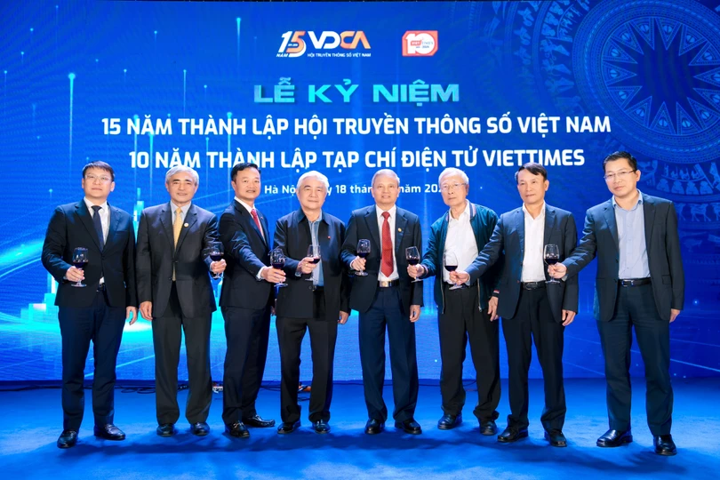 LỜI CẢM ƠN VIETTIMES TRÒN 10 TUỔI