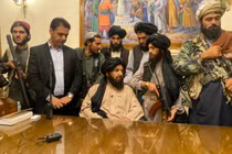 Taliban tại phủ Tổng thống Afghanistan (Ảnh: AP)