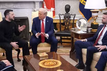Tổng thống Mỹ Donald Trump và Phó Tổng thống J.D. Vance gặp ông Volodymyr Zelensky tại Phòng Bầu dục ngày 28/2. Ảnh: Getty.