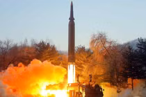 Triều Tiên tuyên bố họ đã phóng thử tên lửa siêu vượt âm (Ảnh: KCNA).