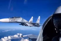 Venezuela công bố hình ảnh máy bay chiến đấu Sukhoi Su-30 do Nga sản xuất. Ảnh: CNN.