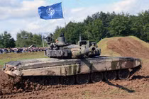 Một chiếc xe tăng T-72M4CZ của Séc. Ảnh: EP.