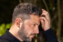 Tổng thống Ukraine Volodymyr Zelensky tham dự buổi họp báo khi Đan Mạch nhận vị trí chủ tịch EU vào ngày 3/7 tại Aarhus, Đan Mạch. Ảnh:: Getty.