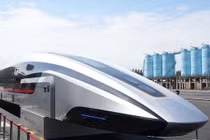 Trung Quốc đã lần đầu tiên giới thiệu với công chúng hình ảnh tàu đệm từ siêu tốc tại Bắc Kinh. Phương tiện này, hiện đang trong quá trình thử nghiệm, có thể rút ngắn thời gian di chuyển xuống một nửa, theo các chuyên gia. Ảnh: Handout.