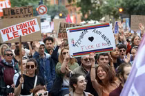 Các nhà hoạt động cánh tả ở Toulouse, Pháp, biểu tình chống lại đảng National Rally cánh hữu ngày 22/6 (Ảnh: Getty)