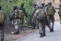 Quân đội Ấn Độ tiến hành chiến dịch ở quận Reasi, bang Jammu và Kashmir trong hôm đầu tuần này. Ảnh: PTI.