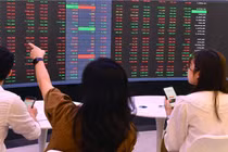 VN-Index thường biến động ra sao khi NHNN hút ròng trên 100.000 tỉ đồng tín phiếu?