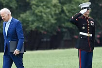 Tổng thống Biden đang là tâm điểm chỉ trích của dư luận vì cuộc rút quân thất bại khỏi Afghanistan. Ảnh: AP