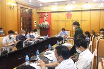 UBND tỉnh Bắc Giang họp với Bộ phận thường trực đặc biệt Bộ Y tế (Ảnh - Hoàng Dương) 
