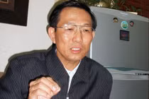 Nguyên Thứ trưởng Bộ Y tế Cao Minh Quang (Ảnh: NLDO)