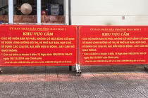 Thông báo nhắc nhở đối với tiểu thương kinh doanh xung quanh chợ Hàn (ảnh Hồng Quân)