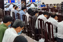 Ban chỉ đạo phòng, chống dịch COVID-19 Bạc Liêu họp khẩn sáng 28/1 (Ảnh: Nhật Hồ) 