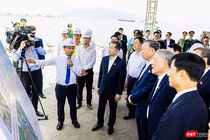 Tổng Bí thư Tô Lâm và đoàn công tác thị sát, kiểm tra dự án đầu tư, xây dựng Bến cảng Liên Chiểu.