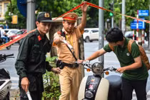 Bộ Công an bỏ quy định ghi hình, người dân giám sát CSGT làm việc thế nào? 