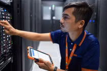 Hạ tầng điện toán đám mây liên vùng đầu tiên của Việt Nam đạt tốc độ băng thông riêng 50Gbps.