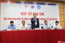 TS. Phạm Văn Tác - Cục trưởng Cục KH&CN Bộ Y tế, Phó Trưởng Ban chỉ đạo Hội nghị - nhấn mạnh những nét mới của Hội nghị KH&CN tuổi trẻ ngành y tế lần thứ XXI