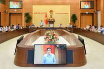 Ủy ban Thường vụ Quốc hội thảo luận về dự án Luật Khám bệnh, chữa bệnh (sửa đổi)