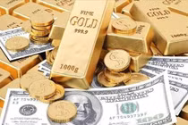 Trong ngắn hạn, chuyên gia gợi ý nhà đầu tư nên phân bổ vào kênh vàng và USD. Ảnh minh hoạ.