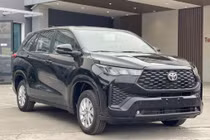 Toyota Innova Cross ra mắt bản 'giá rẻ' 730 triệu đồng, cạnh tranh VinFast Limo Green