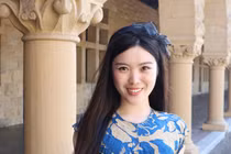 Carina Hong (Hồng Lạc Đồng) tài năng trẻ với tham vọng tạo ra nhà toán học AI. Ảnh: Sina.