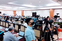 Hoạt động hội nghị hội thảo nếu diễn ra thì phải áp dụng biện pháp chống dịch (Ảnh: Hoà Bình)