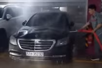 Ca sĩ Duy Mạnh khởi kiện công ty Mercedes - Benz Việt Nam vì chiếc ô tô trị giá 5 tỷ đồng của anh bốc cháy trong bãi xe chung cư. Ảnh: FBNV.
