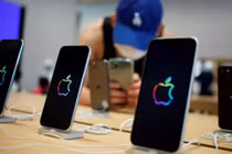 Apple nhận được sự hỗ trợ lớn ở Ấn Độ khi các nhà cung cấp Trung Quốc của công ty được cấp phép. Ảnh Telecom.Economictimes