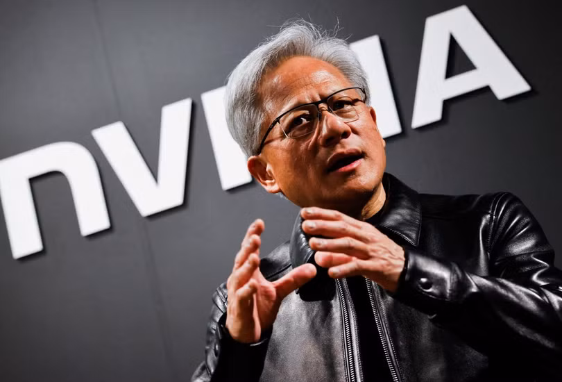 CEO Nvidia Jensen Huang: "AI tạo ra nhiều công việc có mức lương trên 100.000 USD/năm, không nhất thiết phải có bằng đại học". Ảnh: Reuters.