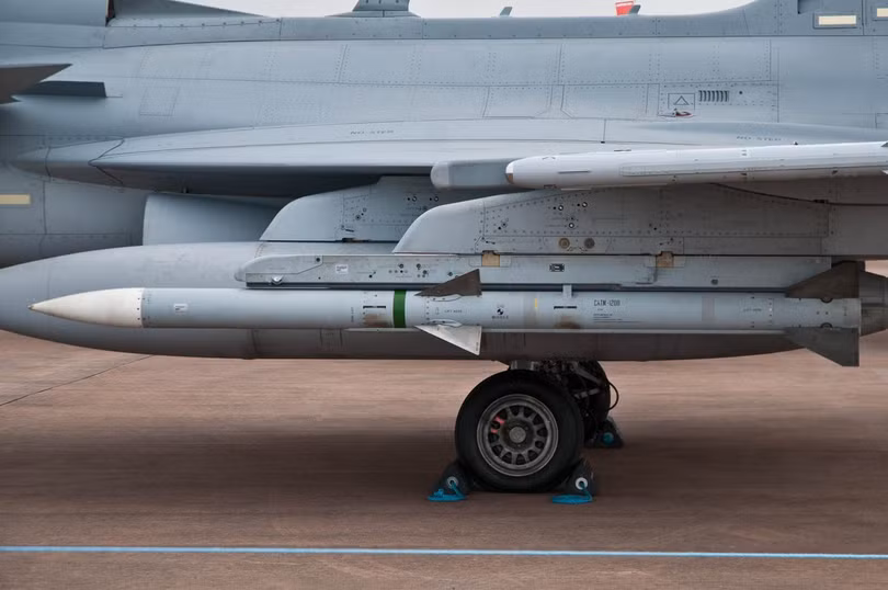 gripen-mang-aim-120.jpg