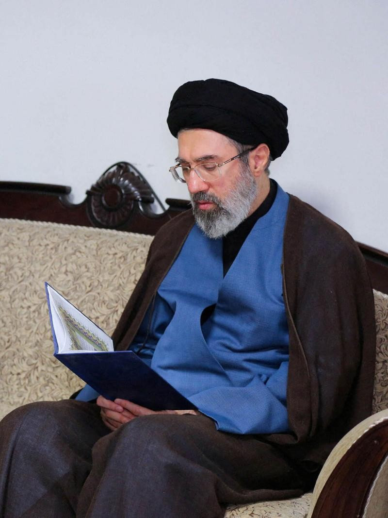 mujtaba-khamenei.jpg