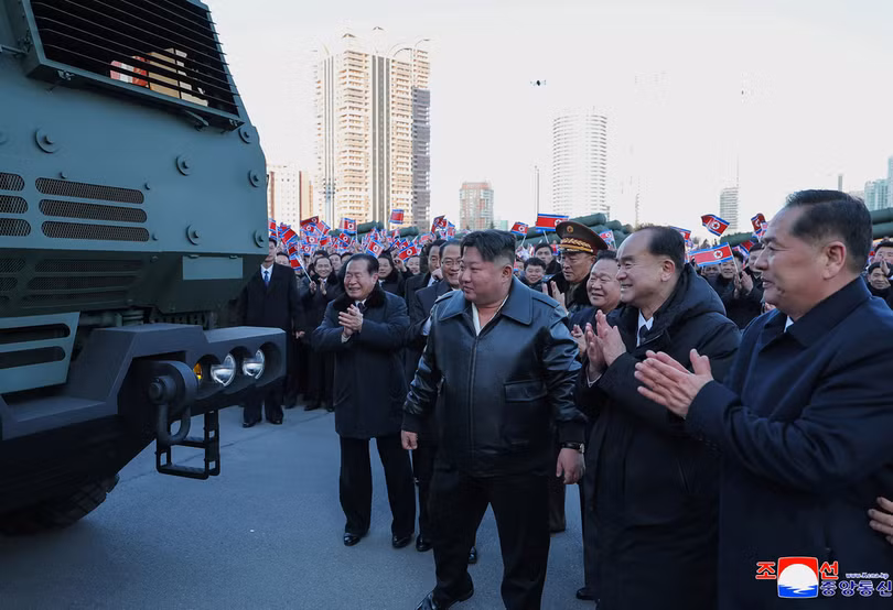 kim-jong-un-thi-sat.png