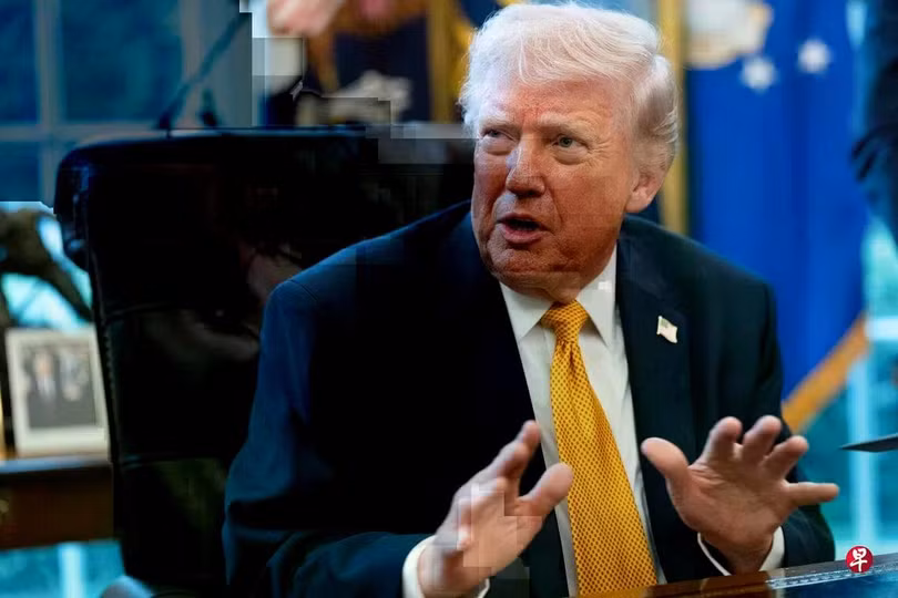 Tổng thống Mỹ Trump nói ông yêu cầu Trung Quốc hoãn chuyến thăm dự kiến cuối tháng này lại một tháng vì chiến tranh với Iran. Ảnh: Zaobao.