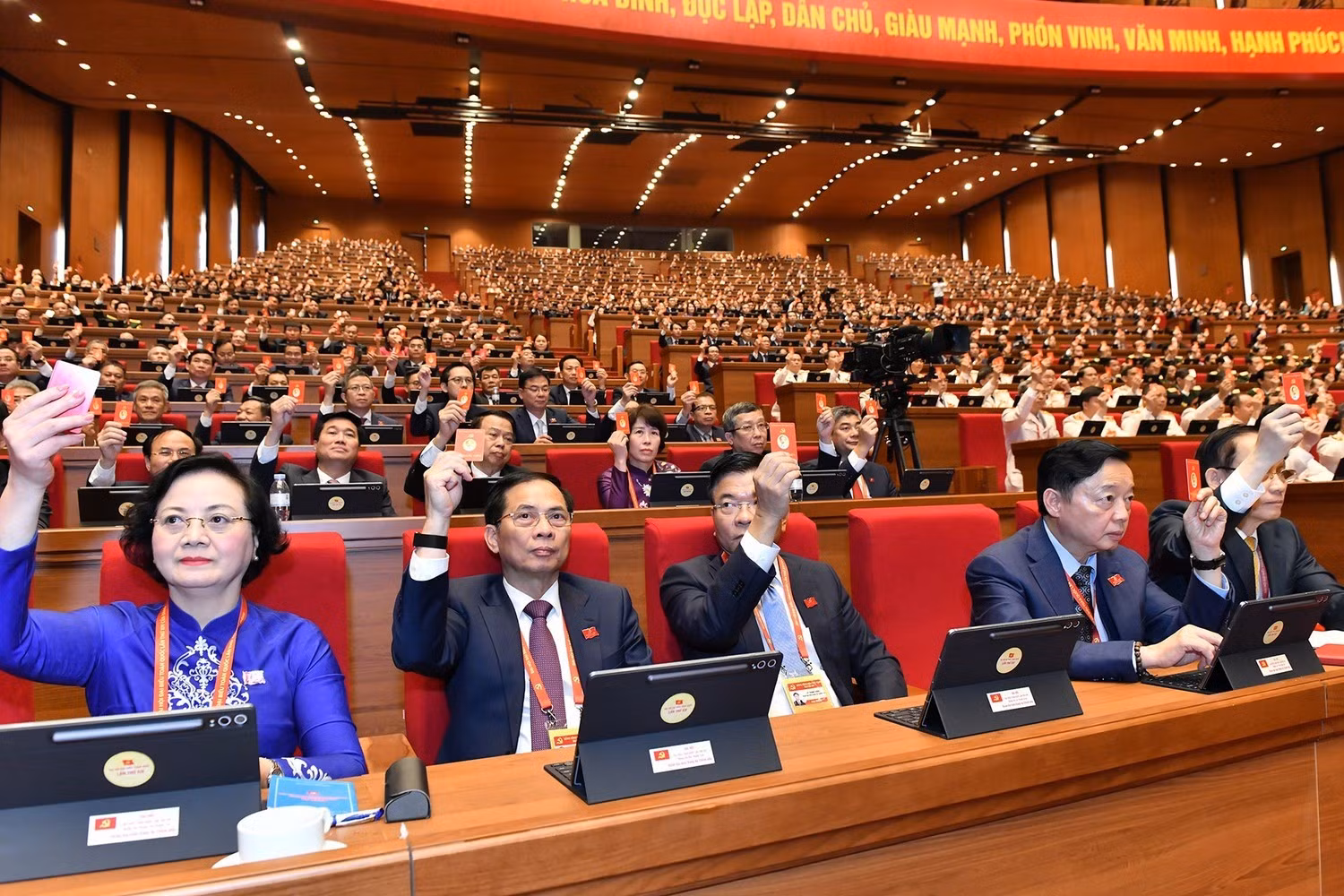 doan-chinh-phu-5.jpg