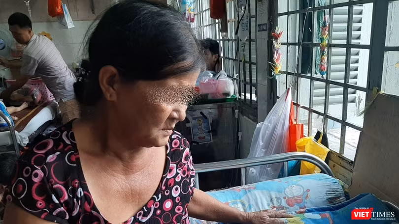 TP.HCM: Người trên 60 tuổi sẽ có bác sĩ đến khám bệnh tại nhà. Ảnh: N.T