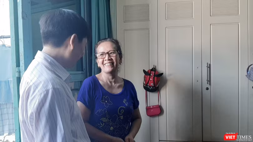 Niềm hạnh phúc được giải oan của gia đình hiến tạng cứu người. Ảnh: Nguyễn Trăm