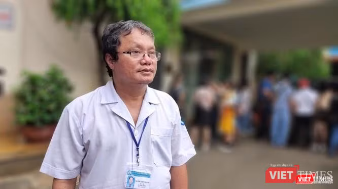 Bác sĩ Trương Hữu Khanh, nguyên Trưởng Khoa Nhiễm – Thần kinh (BV Nhi đồng 1, TP.HCM) - Ảnh: Hoà Bình Bác sĩ Trương Hữu Khanh, nguyên Trưởng Khoa Nhiễm – Thần kinh (BV Nhi đồng 1, TP.HCM) - Ảnh: Hoà Bình