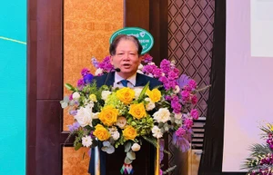 Từ thương vụ thâu tóm cổ phần nhà nước đến khối tài sản nghìn tỷ của ông Đào Hữu Huyền