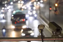 UBND TP Hà Nội kêu gọi các doanh nghiệp công nghệ trong nước nghiên cứu, phát triển và sản xuất camera AI đồng hành cùng Thủ đô giải bài toán đô thị thông minh.