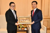 Bộ trưởng Bộ Khoa học và Công nghệ Nguyễn Mạnh Hùng và ông Kao Kim Hourn, Tổng Thư ký ASEAN tại buổi tiếp.