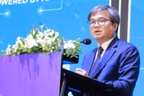 Ông Trương Việt Dũng khẳng định Hà Nội sẽ xây dựng đô thị thông minh xoay quanh một số trục lớn bảo đảm sự cân bằng.