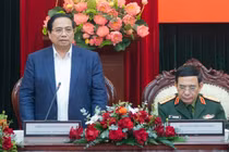 Thủ tướng Chính phủ cũng đề nghị tập trung phát triển công nghiệp quốc phòng theo hướng chủ động, tự lực, tự cường, lưỡng dụng, hiện đại