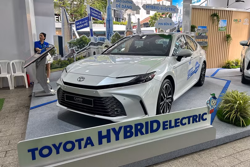 khong-phai-xe-dien-xe-hybrid-moi-la-tuong-lai-gan-cua-xe-xanh-tai-viet-nam-anh-11.jpg
