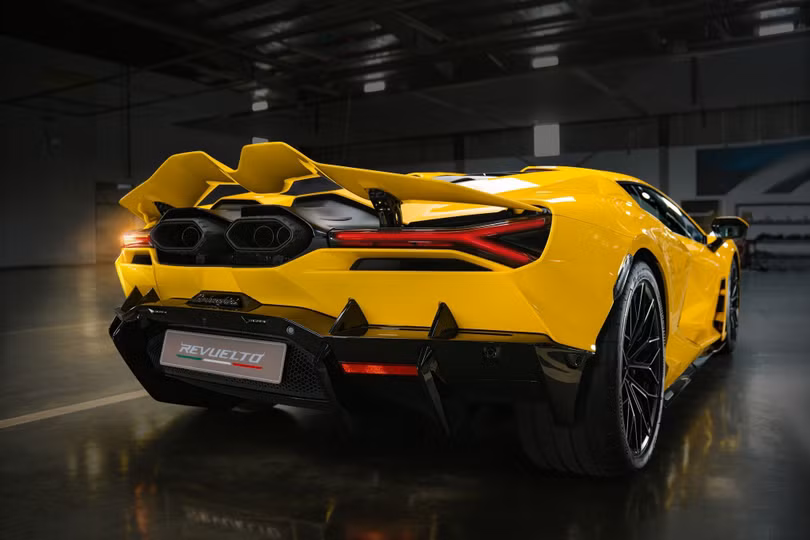 lamborghini-revuelto-anh-5.jpg
