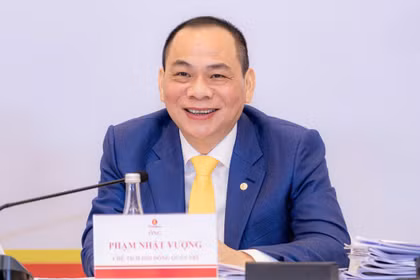 Ông Phạm Nhật Vượng, Chủ tịch Vingroup tại ĐHĐCĐ sáng nay