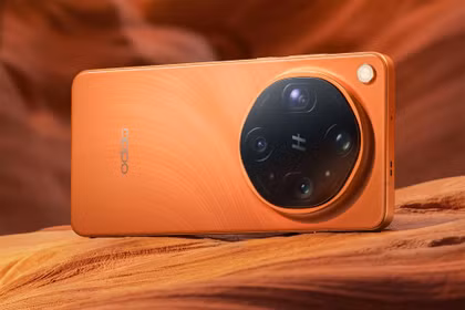 Cụm 4 camera 200MP trên Find X9 Ultra, nổi bật với camera chính khẩu độ f/1.5 cho khả năng thu sáng tốt, giúp ảnh đêm rõ chi tiết và ít mất sáng hơn. Ảnh: Oppo.